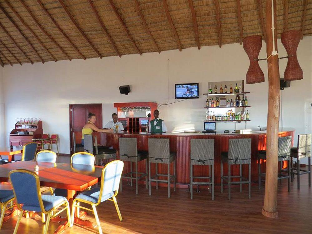 Skinny Hippos Lodge Mangochi Dış mekan fotoğraf