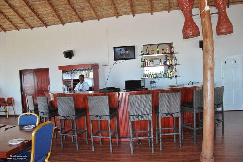 Skinny Hippos Lodge Mangochi Dış mekan fotoğraf